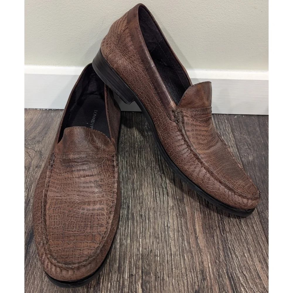 Donald J. Pliner Norin Brown Croc Embossed Leather Loafers Size 8.5